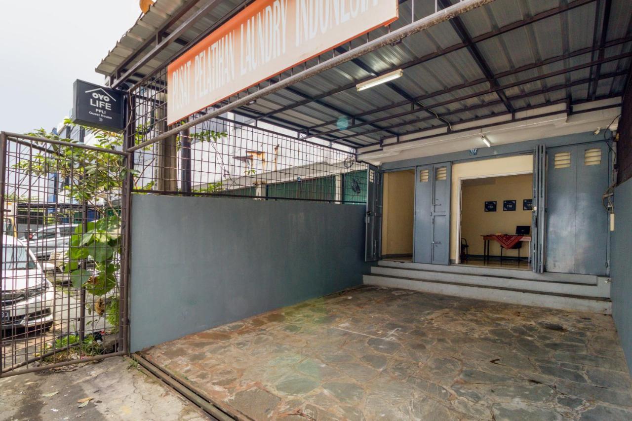 Oyo Life 3149 Guest House Ppli Bandung Eksteriør billede